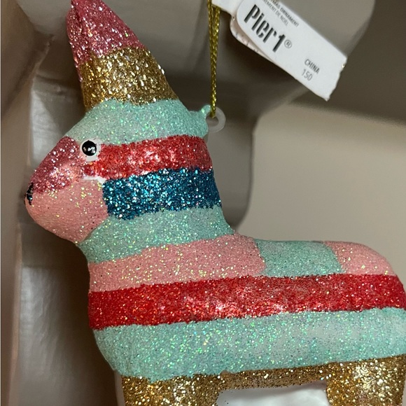 NWT Llama Bundle! Yo Sox -His & Hers Llama crew socks with ornament(from Pier 1) - Picture 3 of 11